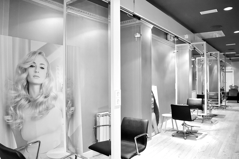 Interior de la Peluquería Emma Hidalgo.